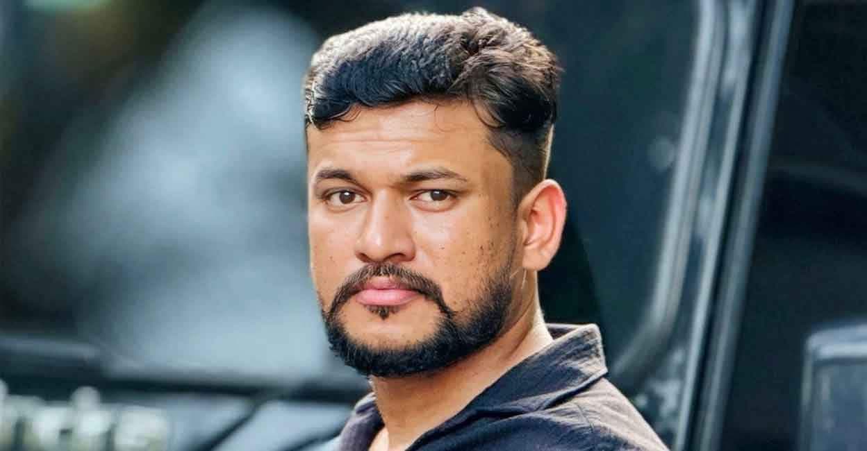 ‘സമാധാനമായി ജീവിക്കാൻ അനുവദിക്കില്ല’: പൊലീസിനെ ഭീഷണിപ്പെടുത്തിയ അർജുൻ ആയങ്കിയുടെ ജാമ്യം റദ്ദാക്കും