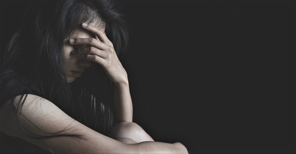 ‘ഇറച്ചി ദേഹത്തേക്ക് വാരിയെറിഞ്ഞ് ഭീഷണിപ്പെടുത്തി’; കൂട്ടബലാത്സംഗം ചെയ്തെന്ന് 23കാരി, ദൃശ്യങ്ങൾ ചിത്രീകരിച്ചു