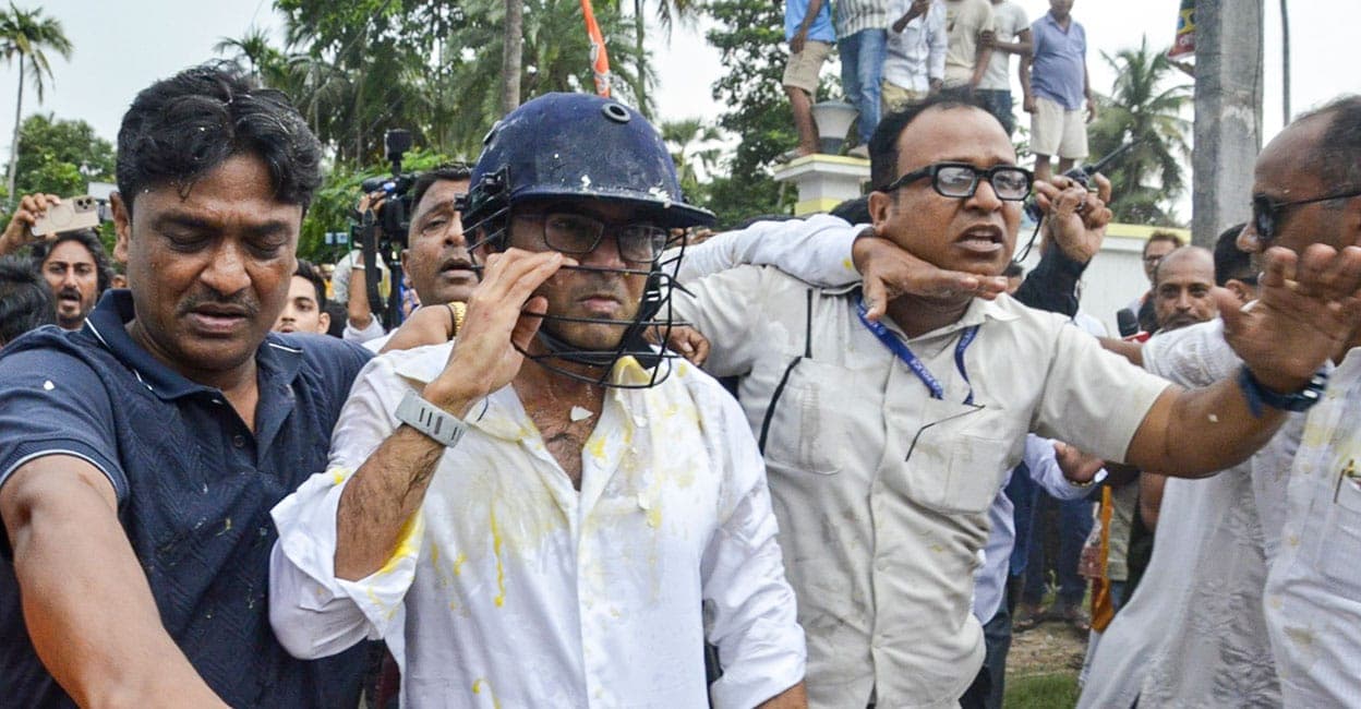 അഭിഷേക് ബാനർജിയെ ആക്രമിച്ച പ്രതികൾക്ക് തൃണമൂൽ എംഎൽഎയുമായി ബന്ധം? ആരോപണവുമായി ബിജെപി