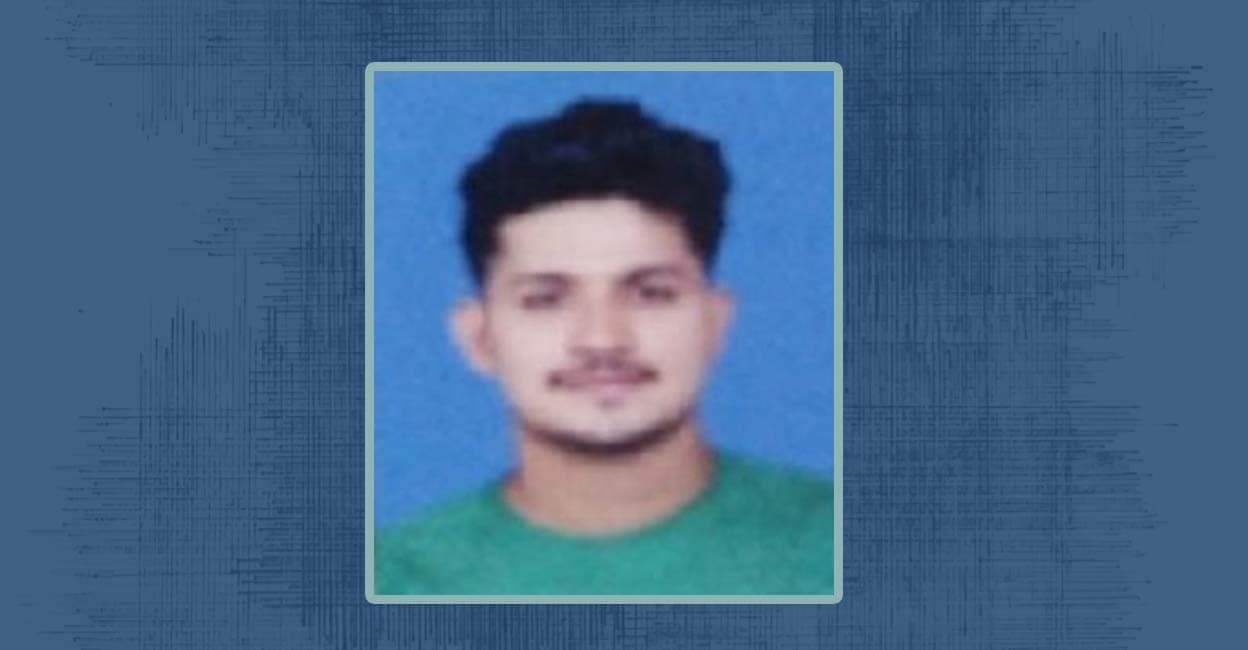 കേസ് എടുത്തത് ഒരു കോടി രൂപയുടെ ഓൺലൈൻ തട്ടിപ്പിൽ; വിമാനമിറങ്ങിയപ്പോൾ പിടിച്ചെടുത്തത് 1.4 കിലോ സ്വർണം!