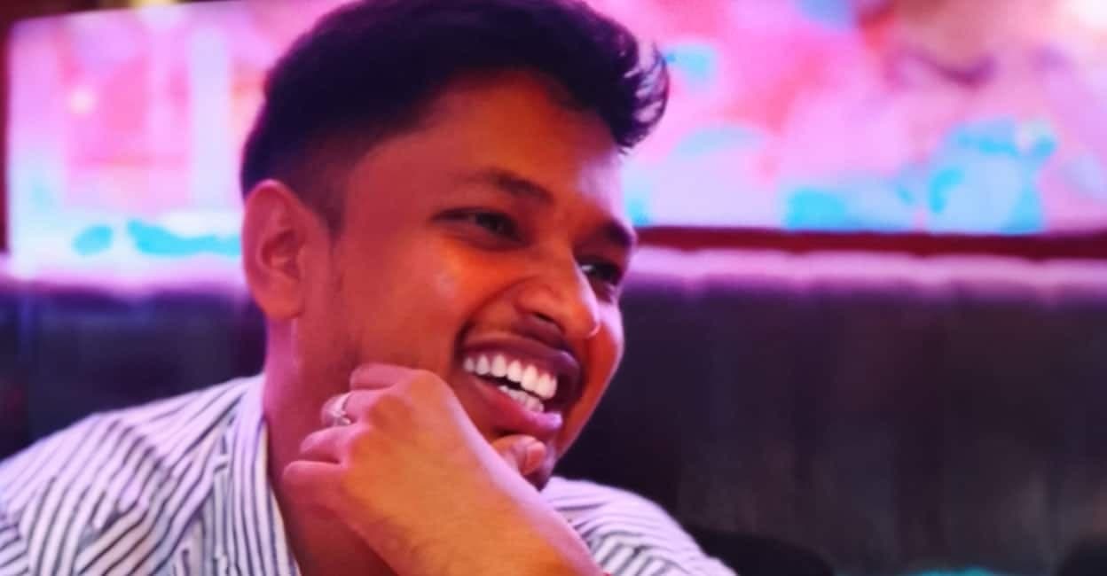 തെരുവുനായ കുറുകെചാടി: സ്കൂട്ടർ യാത്രികനായ വിദ്യാർഥിക്ക് ദാരുണാന്ത്യം; അമ്മയ്ക്ക് പരുക്ക്