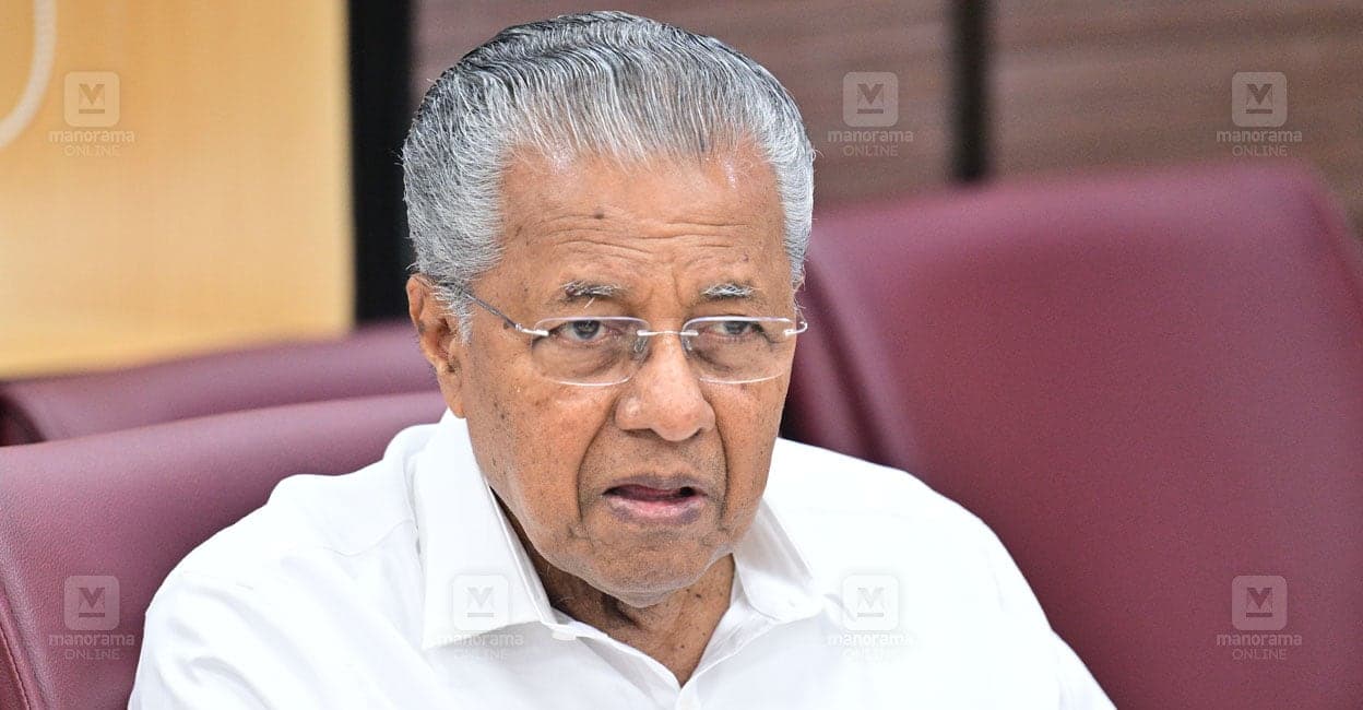പിണറായിക്കെതിരെ വിമാനത്തിൽ പ്രതിഷേധം: പ്രതികൾക്കെതിരെ വ്യോമയാന നിയമം നിലനിൽക്കില്ല