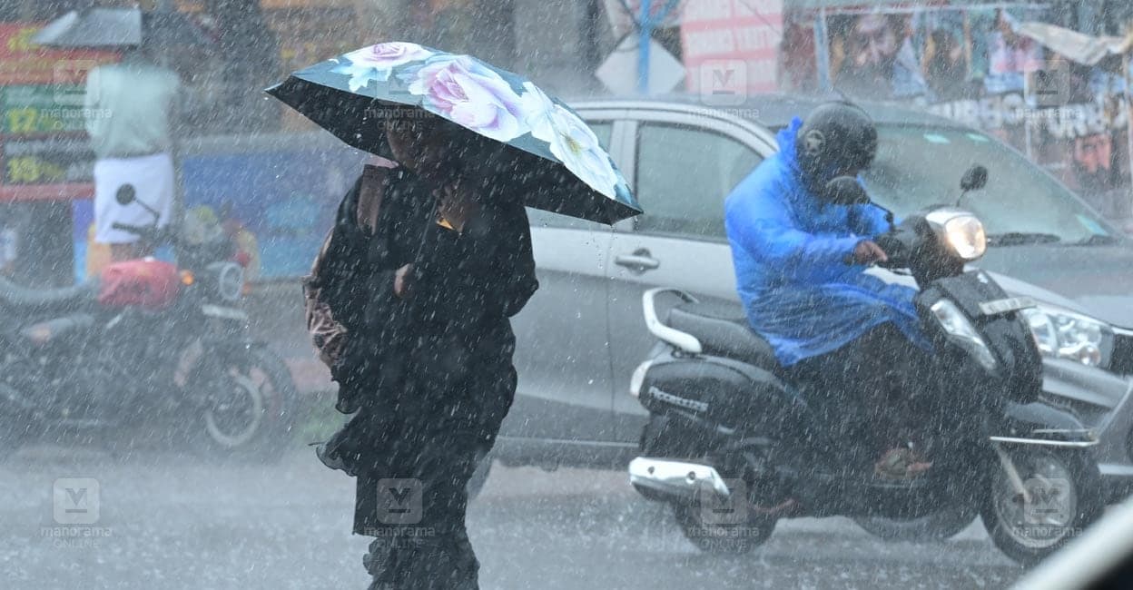 കേരളത്തിൽ അഞ്ചു ദിവസം കനത്ത മഴ; ബംഗാൾ ഉൾക്കടലിൽ ന്യൂനമർദ്ദ സാധ്യത